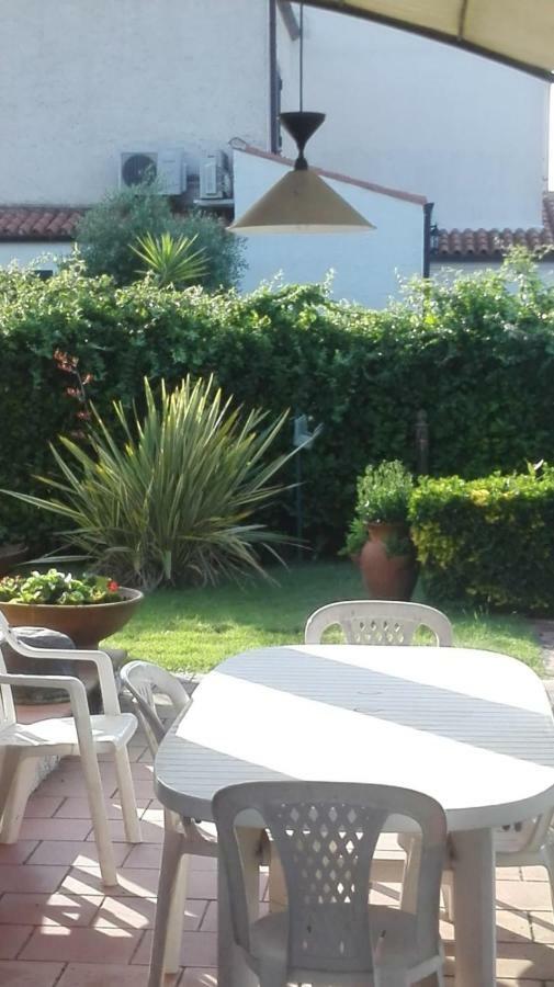 فيلا La Casa Di Angelo E Gladys Bella Farnia المظهر الخارجي الصورة